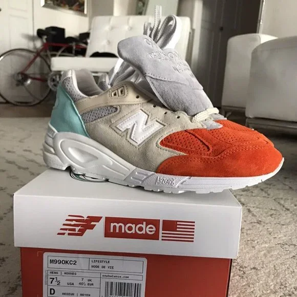 Kith New Balance 990v2 Mykonos Size 7.5 (With Socks) Ronnie Fieg for New Balance 990V2 - Cyclades – Kith Europe main image 3